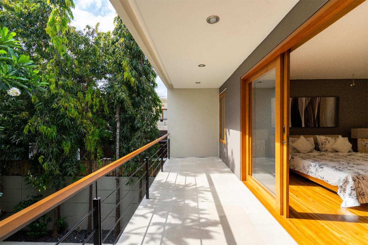 Villa Athena Семиньяк Экстерьер фото